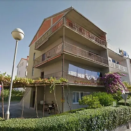 With A Parking Space Stobrec, - 17463 شقة